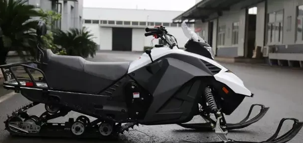 Снегоход ULAR 220 в Люберцах