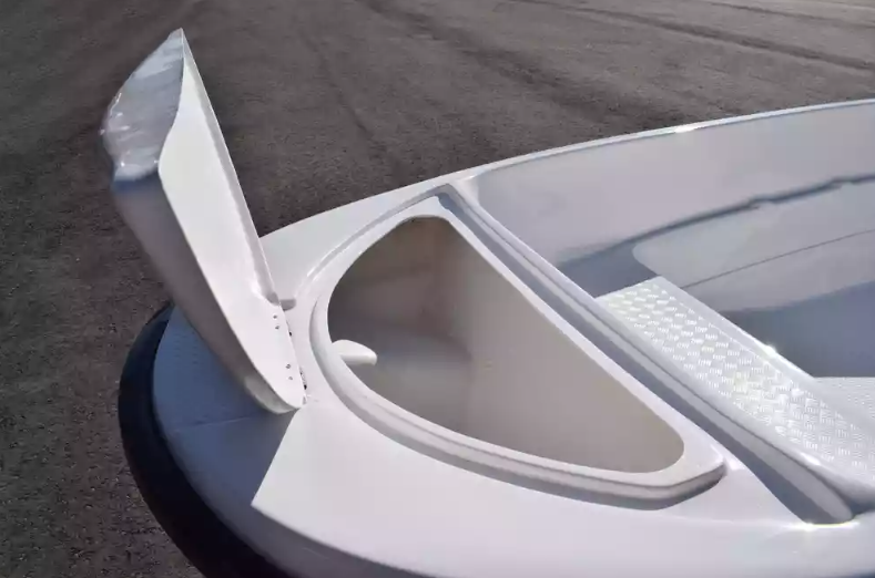 Стеклопластиковая лодка Пингвин (тримаран) в Люберцах