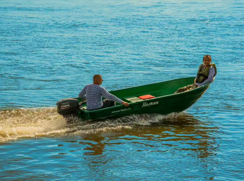 Стеклопластиковая лодка Neman-340 (тримаран) в Люберцах