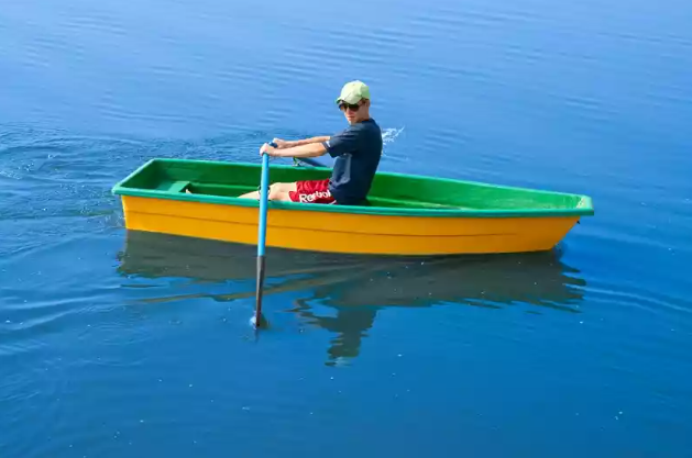 Стеклопластиковая лодка Малютка в Люберцах