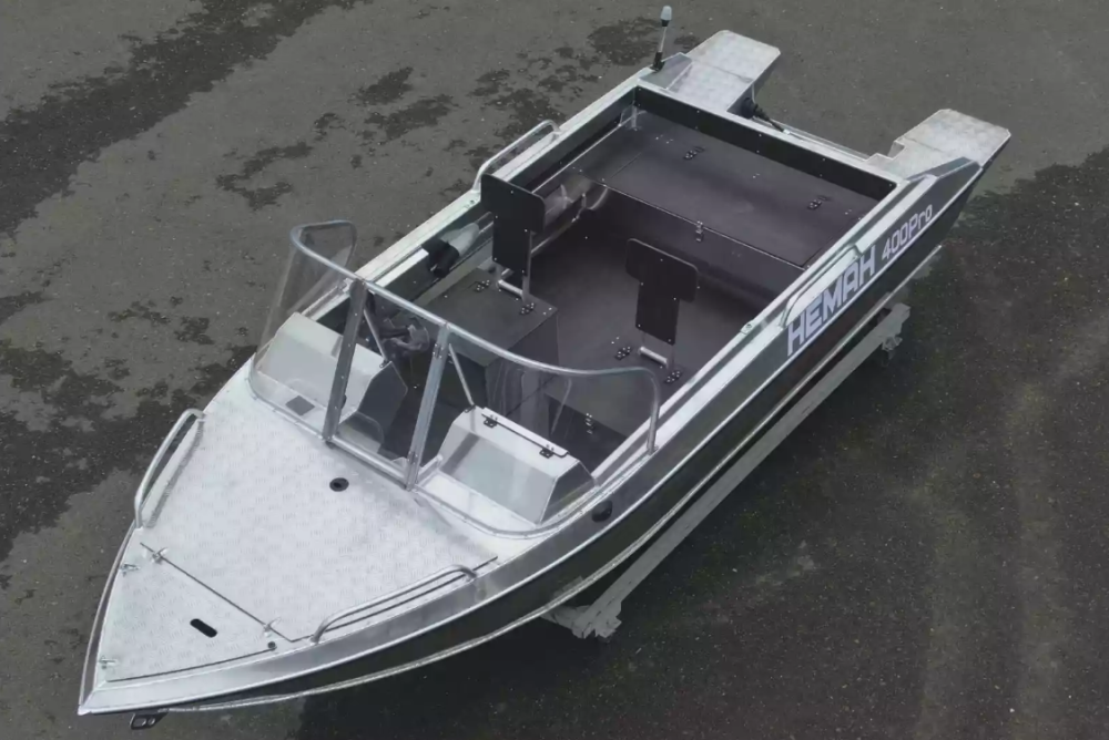 Алюминиевая лодка  Neman-400 PRO в Люберцах