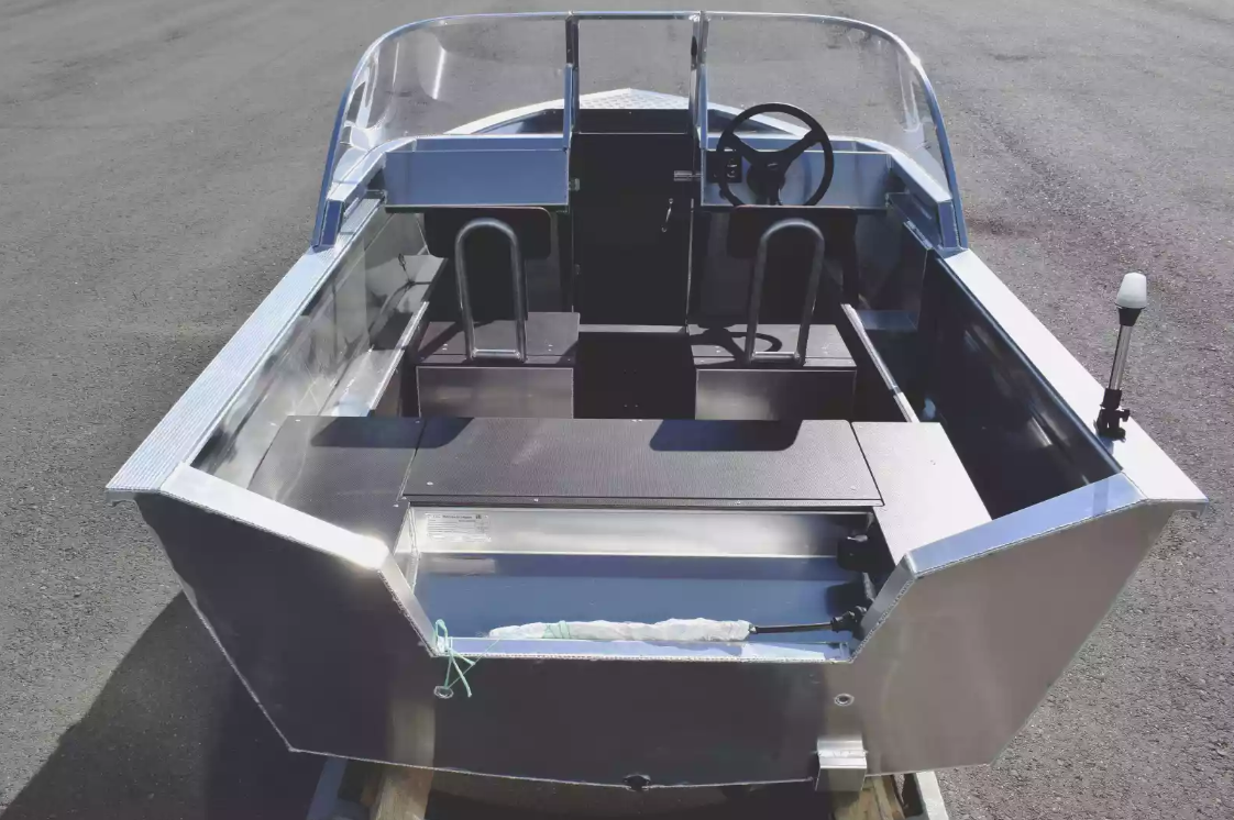 Алюминиевая лодка  Неман-400 DCM в Люберцах