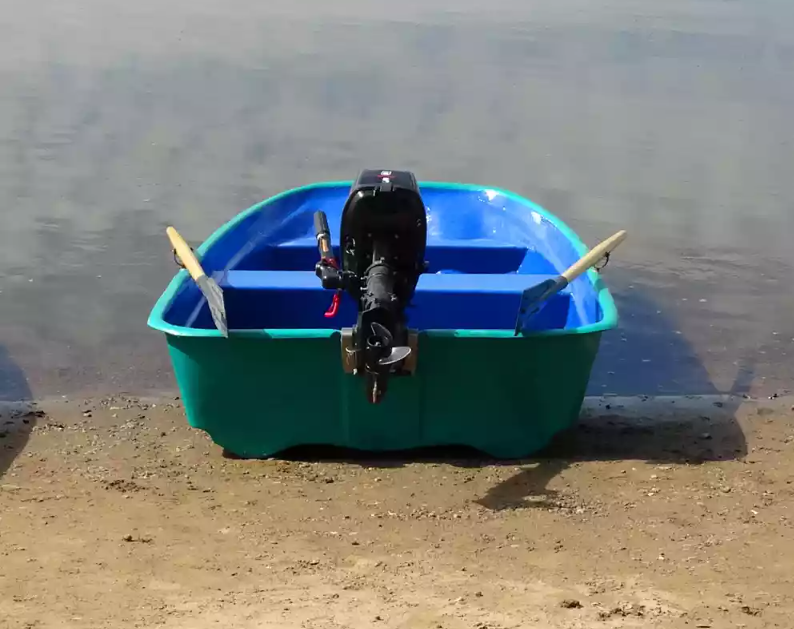 Стеклопластиковая лодка Старт (тримаран) в Люберцах