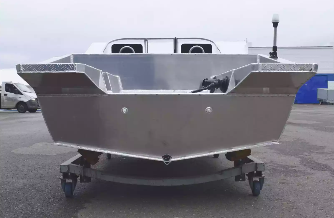 Алюминиевая лодка  Neman-400 PRO в Люберцах