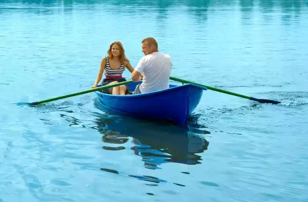 Стеклопластиковая лодка Дельфин в Люберцах