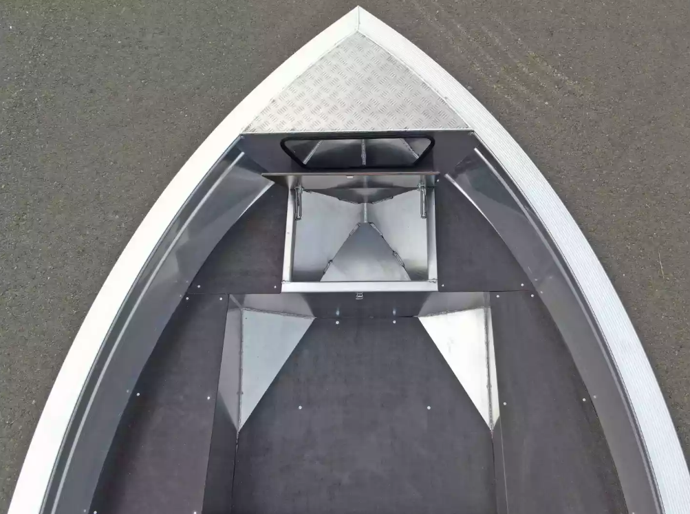 Алюминиевая лодка  Неман-420 в Люберцах