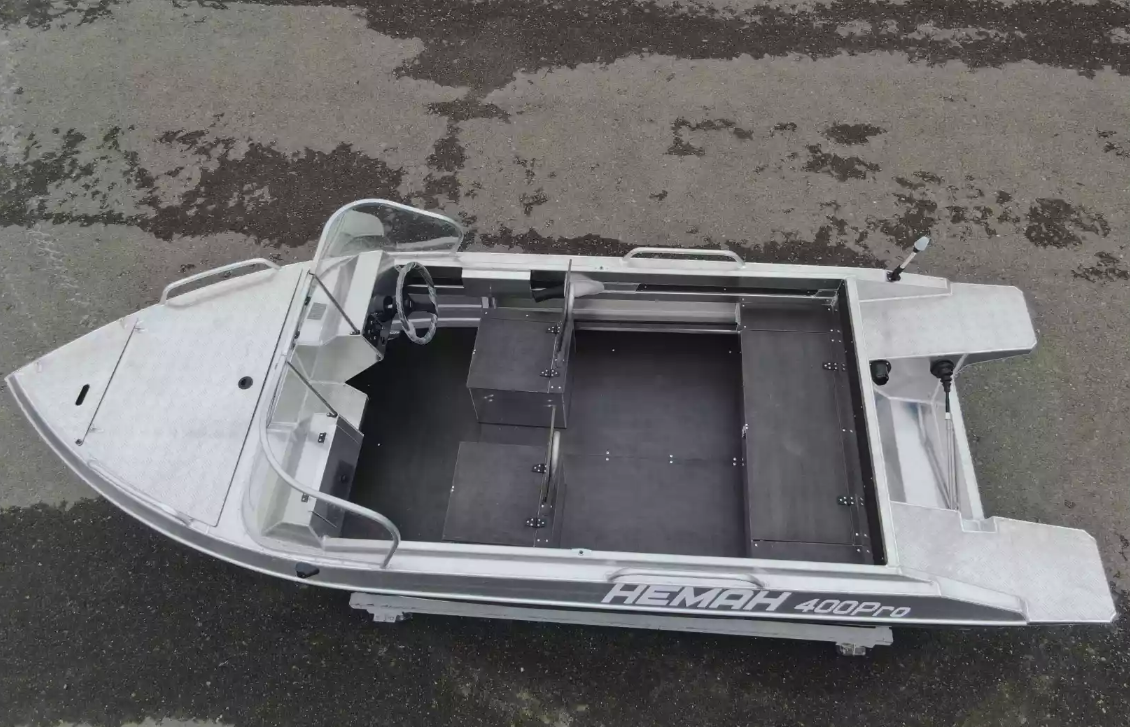 Алюминиевая лодка  Neman-400 PRO в Люберцах