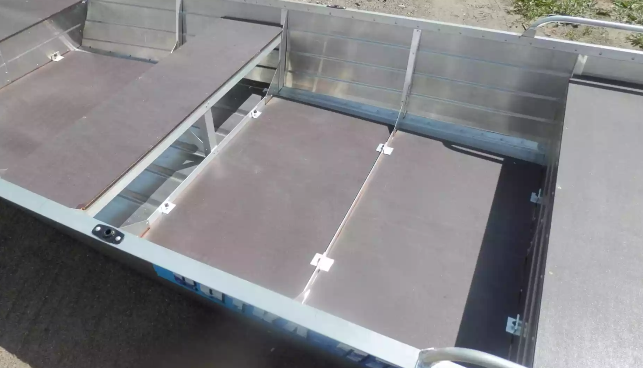 Алюминиевая лодка Вятка-Профи 32 в Люберцах