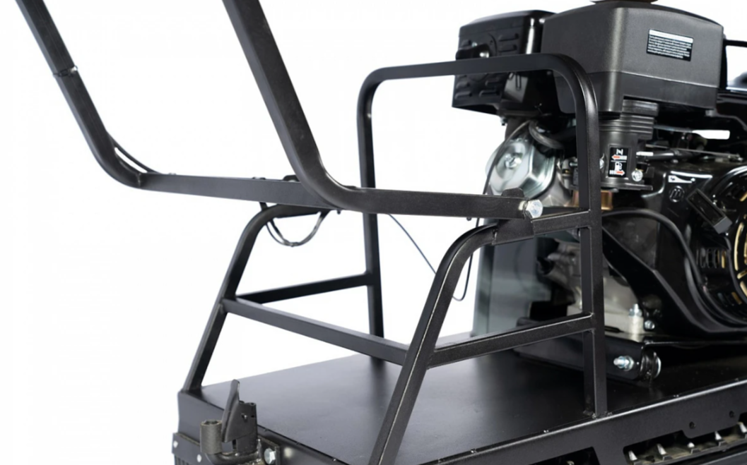 Мотобуксировщик БУРЛАК-M2 LFK 15 л.с. э/с Промысловик в Люберцах