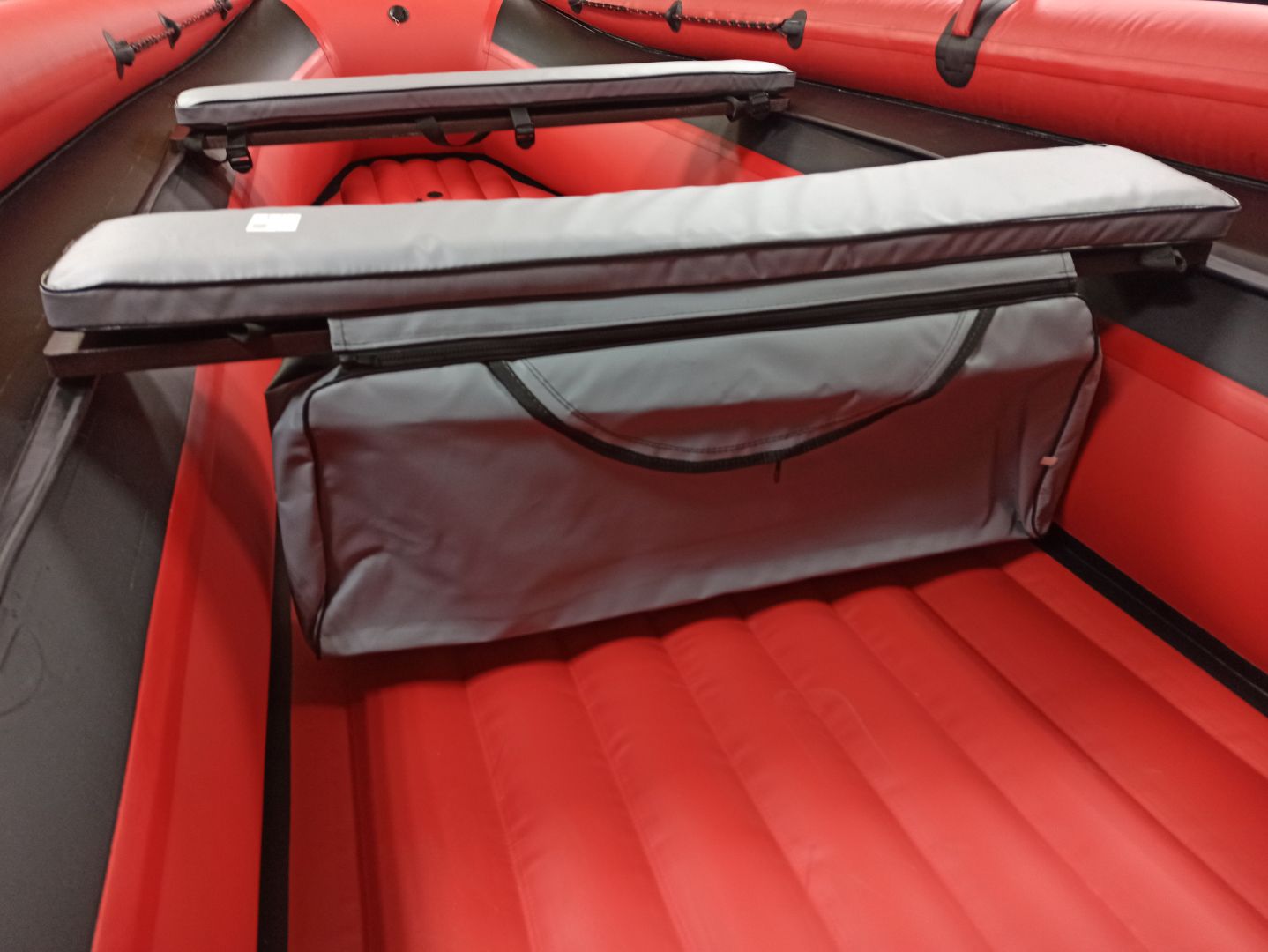 КОМПЛЕКТ МЯГКИХ НАКЛАДОК С СУМКОЙ ДЛЯ ЛОДОК 110Х20 СЕРЫЙ в Люберцах