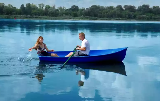 Стеклопластиковая лодка Дельфин в Люберцах