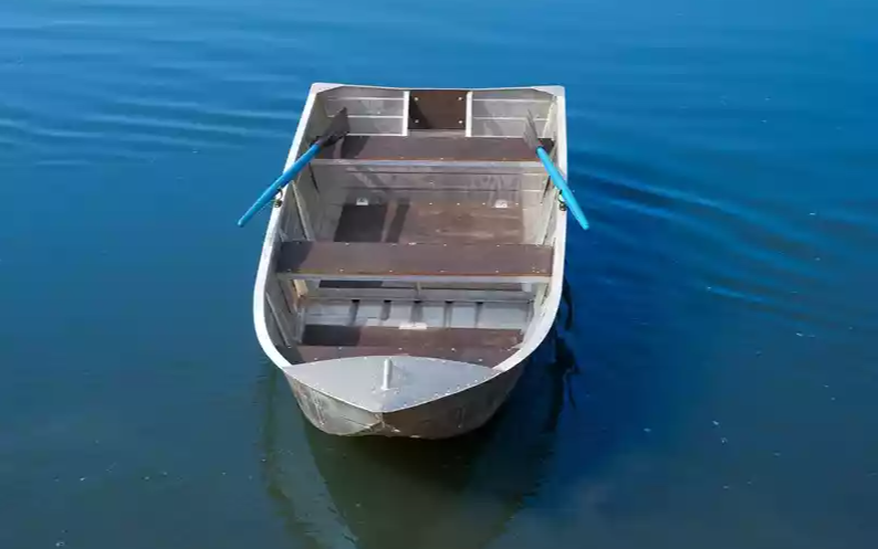 Алюминиевая лодка Вятка-Профи 37 в Люберцах