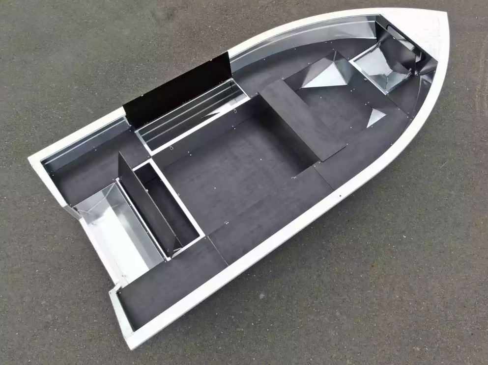 Алюминиевая лодка  Неман-420 в Люберцах