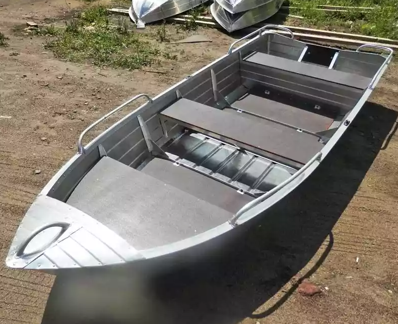 Алюминиевая лодка Вятка-Профи 37 в Люберцах