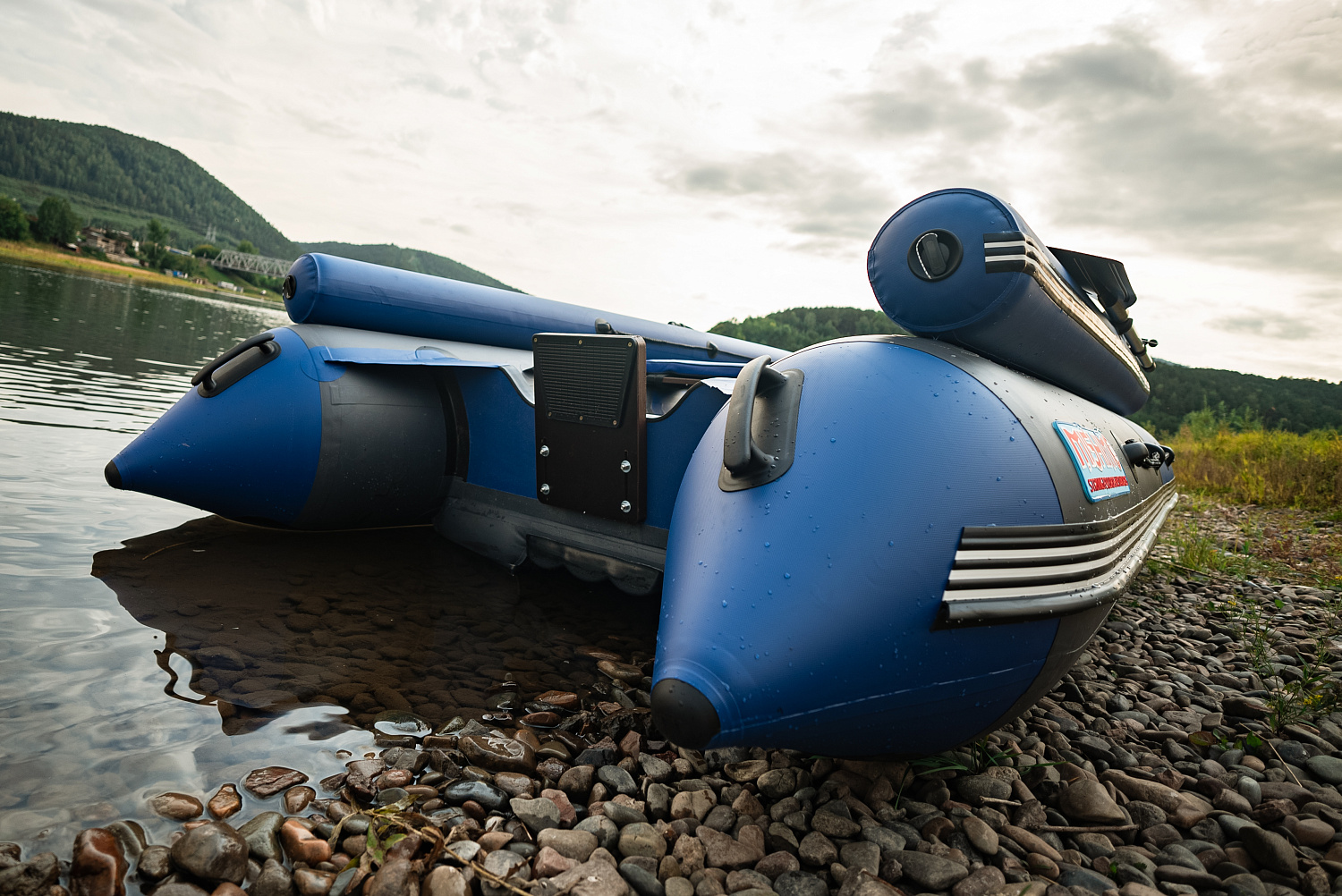 Лодка MISHIMO RIVER FJET PRO 410  под водомет в Люберцах