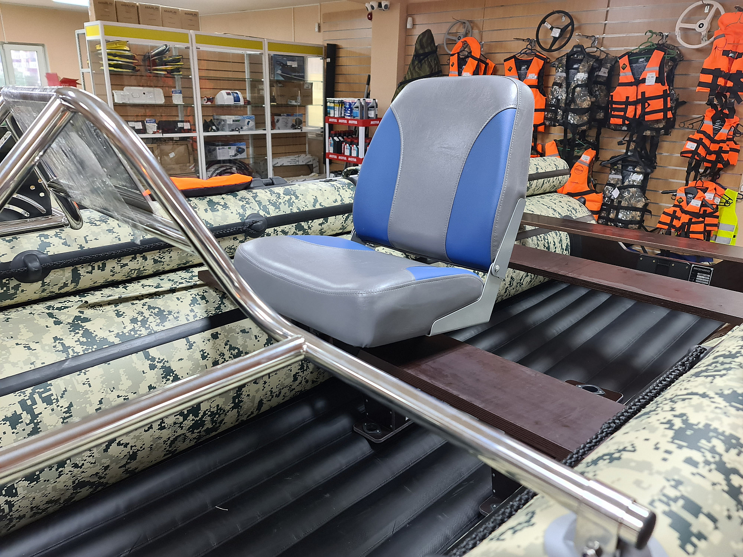 КРЕСЛО МЯГКОЕ РАСКЛАДНОЕ С ПОВОРОТНЫМ МЕХАНИЗМОМ ДЛЯ ЛОДОК в Люберцах