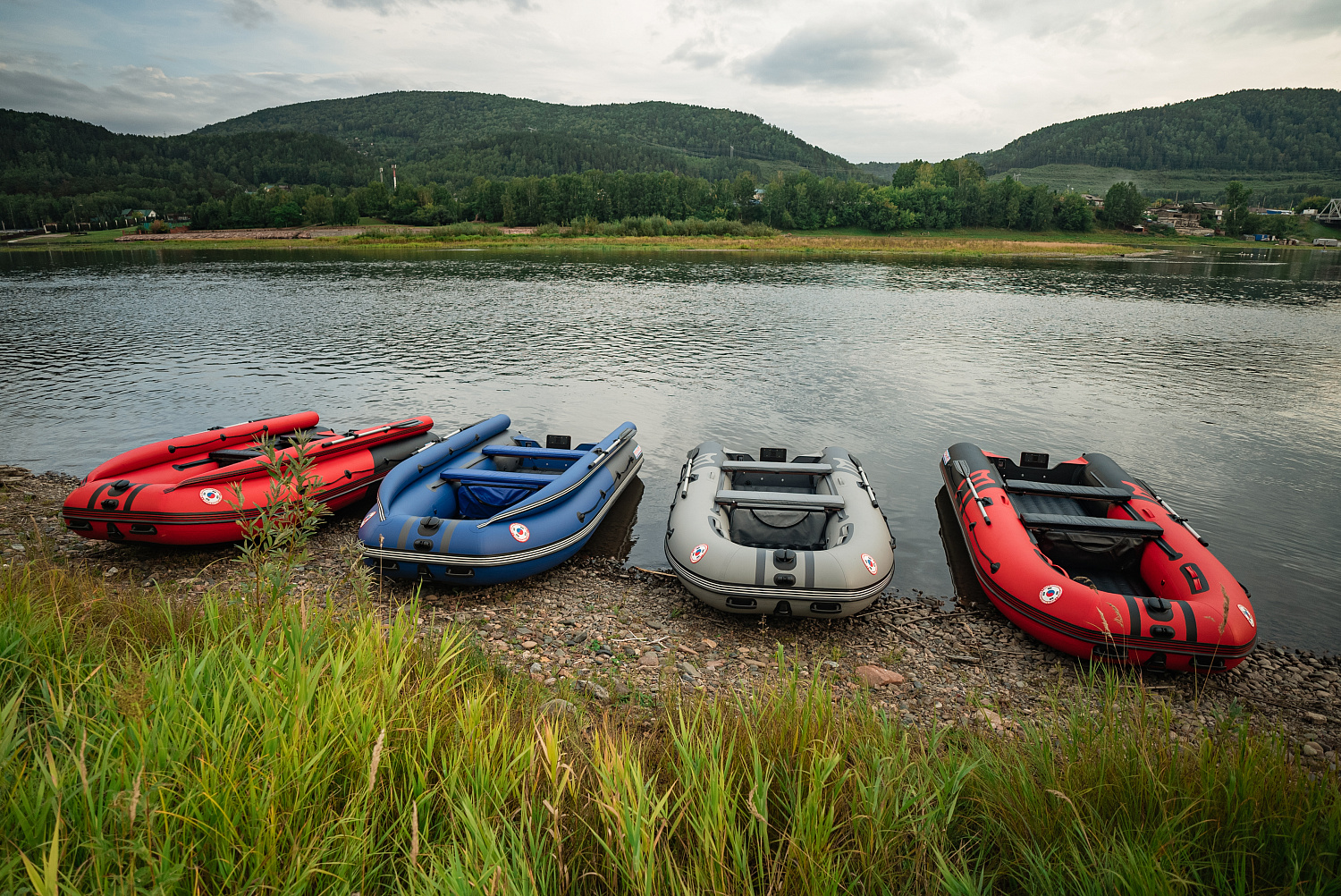 Лодка MISHIMO RIVER FJET PRO 410  под водомет в Люберцах