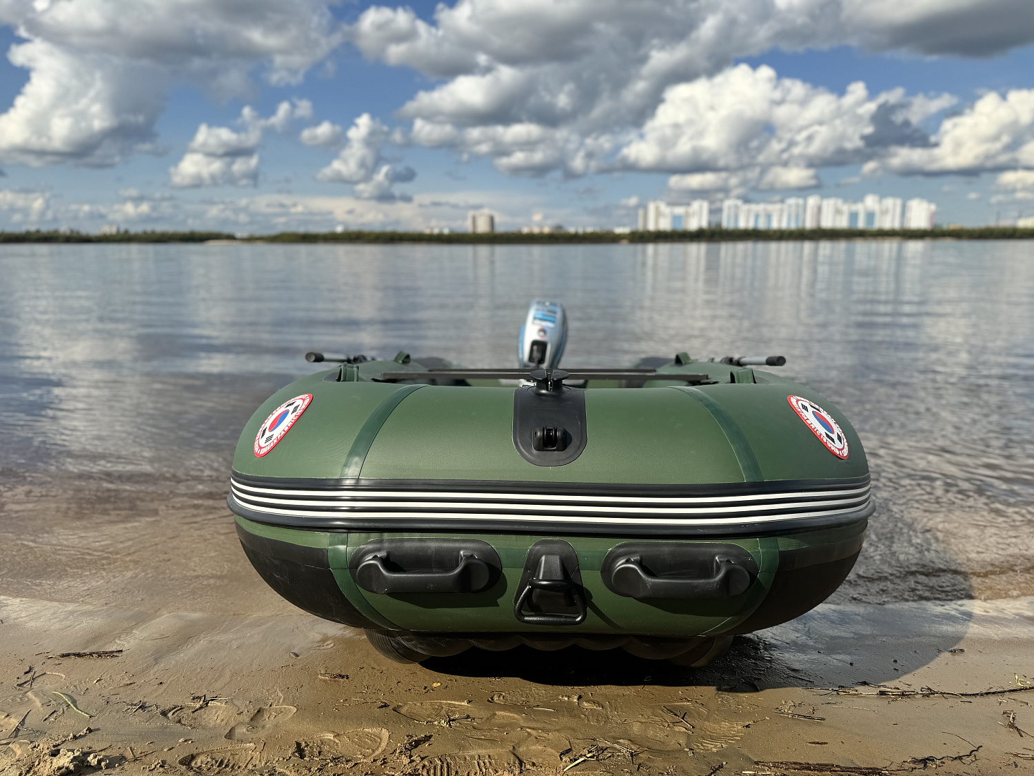 Лодка MISHIMO BIG FLOOR 400 в Люберцах