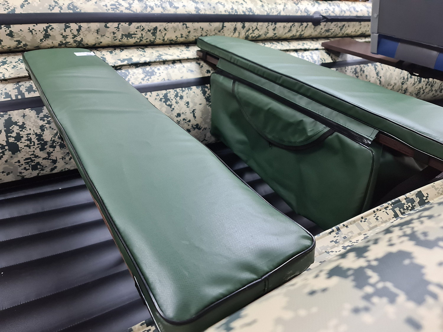 КОМПЛЕКТ МЯГКИХ НАКЛАДОК С СУМКОЙ ДЛЯ ЛОДОК 110Х20 ЗЕЛЕНЫЙ в Люберцах