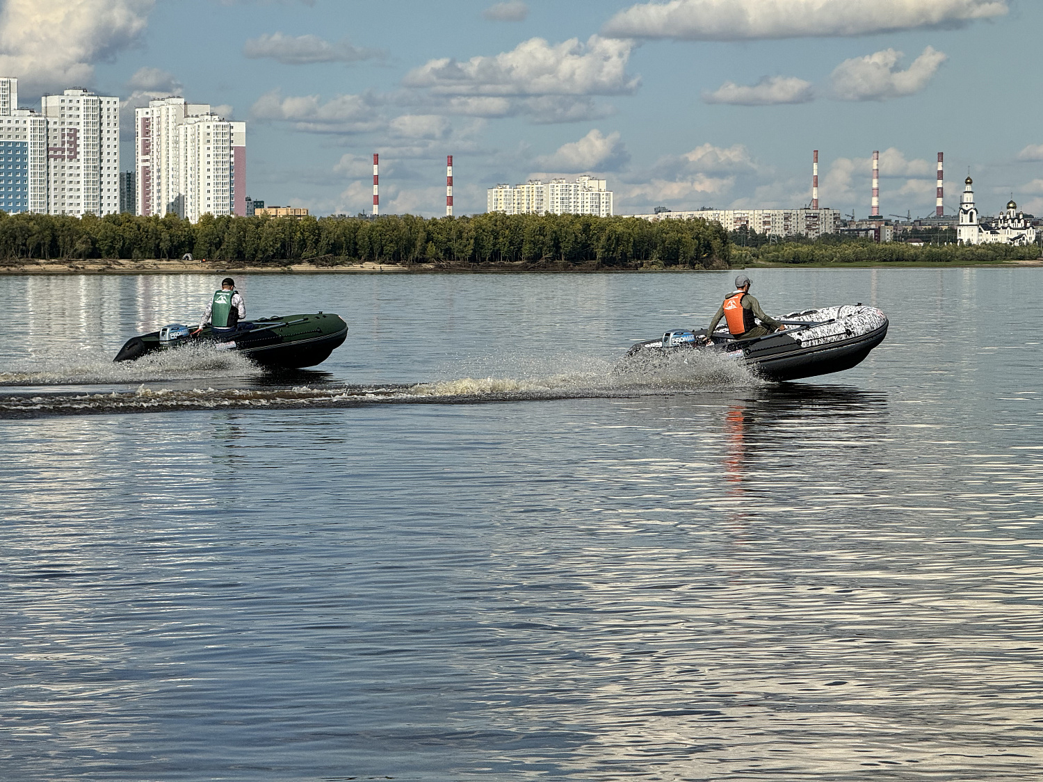 Лодка MISHIMO BIG FLOOR 440 в Люберцах