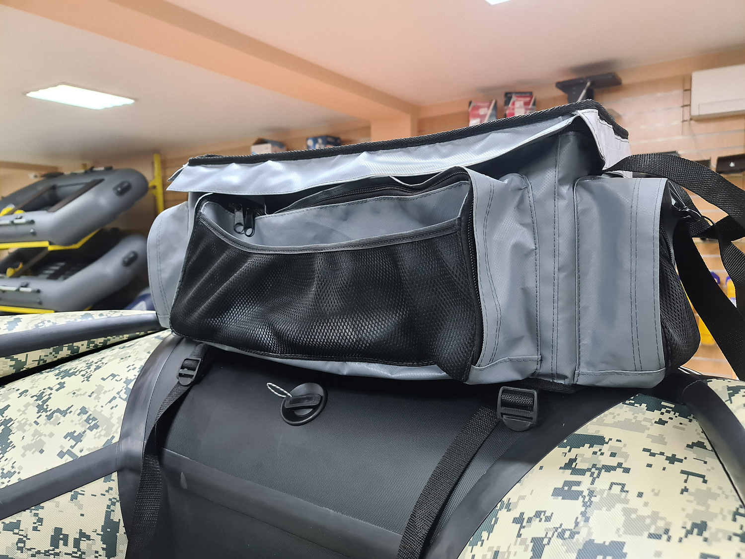 СУМКА ЛЮКС НА БАЛЛОН ДЛЯ ЛОДОК ПВХ 50Х25Х25 СМ в Люберцах